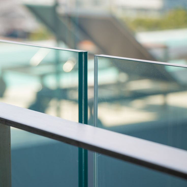 Laminated glasses